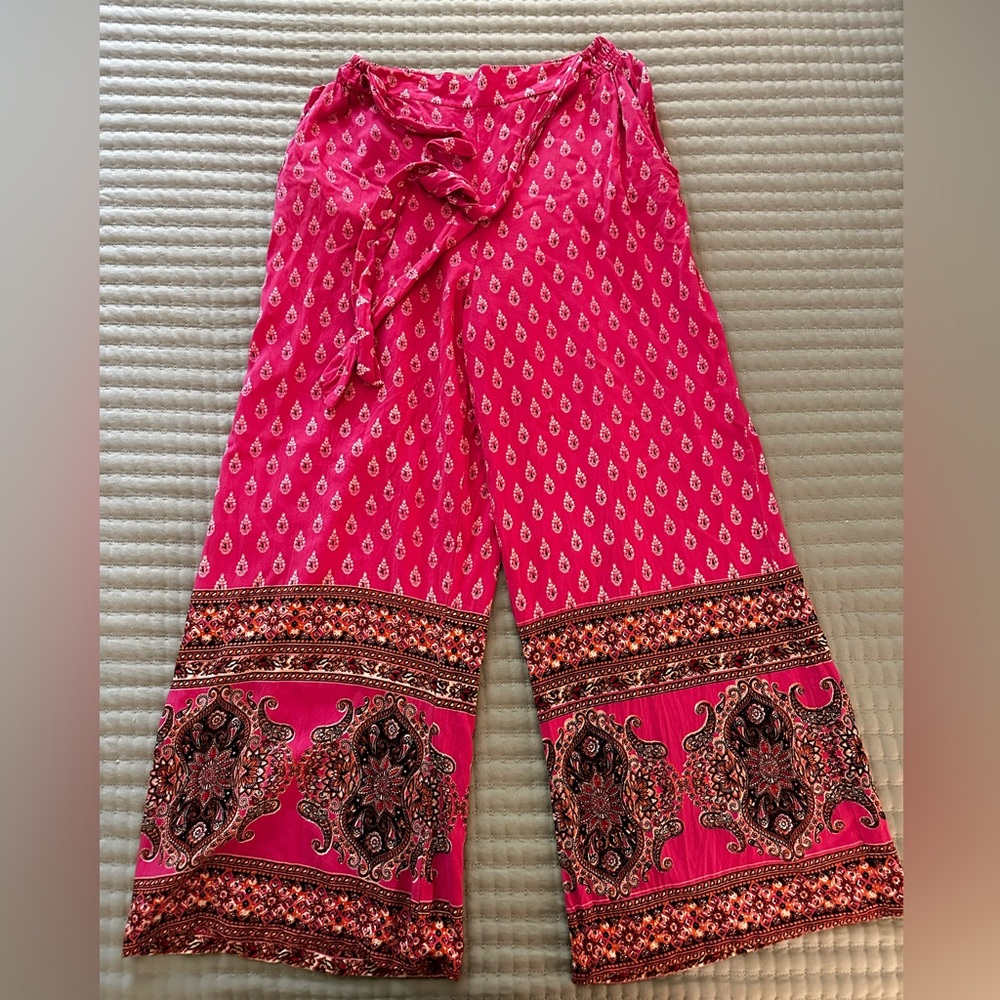 Wide leg pants